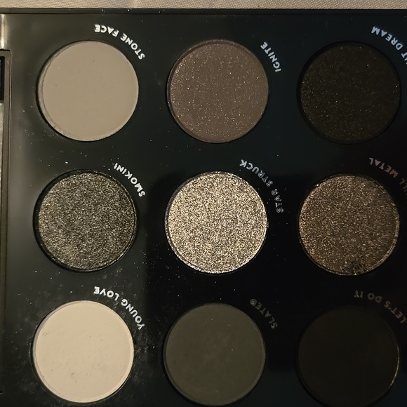 ColourPop Black and Silver Eyeshadow Palette - Picture 4 of 6